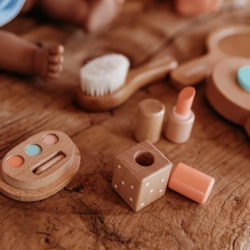 DOLL WOODEN BEAUTY SET - 7 pcs (94064)