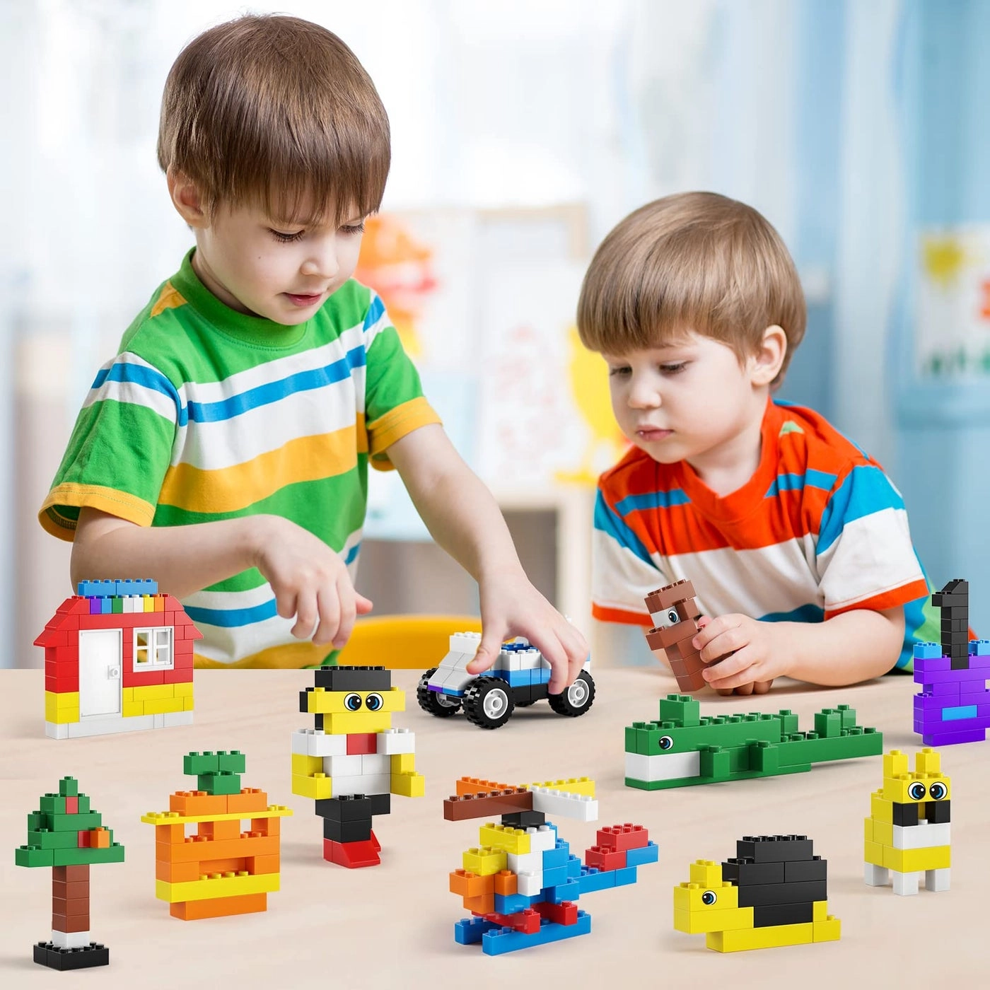 Building Bricks - 568 pcs