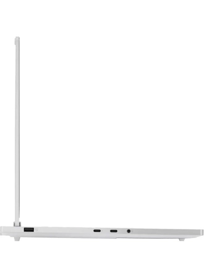 Legion Pro 7i 83F50010US - 16'' Core Ultra 9 275HX 32GB DDR5 1TB SSD