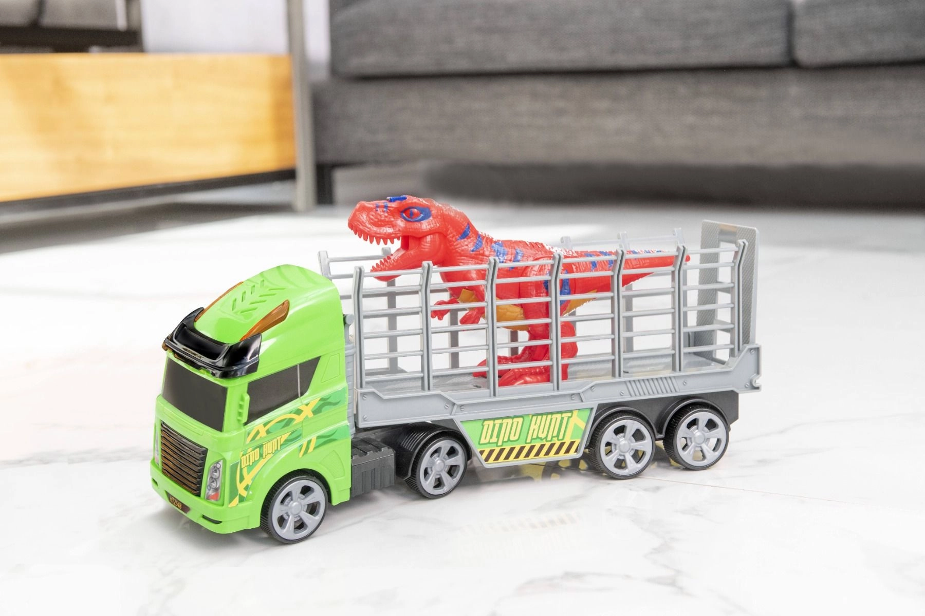 Dino Transporter - Light & Sound 3+ yrs