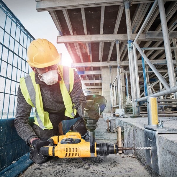 SDS Max Chipping Hammer - 1050W