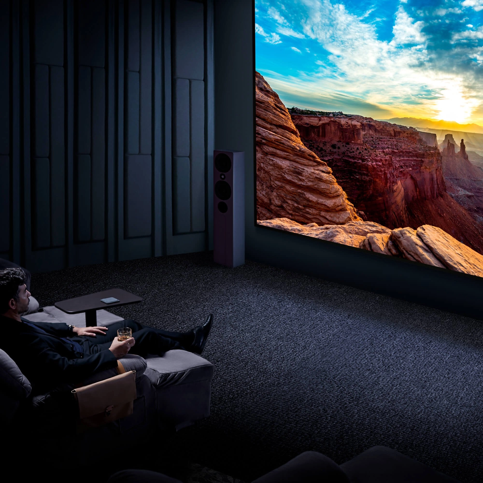 W5850 2,600 ANSI lumens