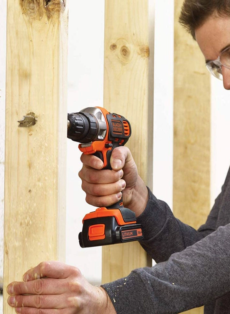 Multi-Evo Multitool - 1.5 Amp Hours 18 Volts + Multitool Jigsaw Attachment