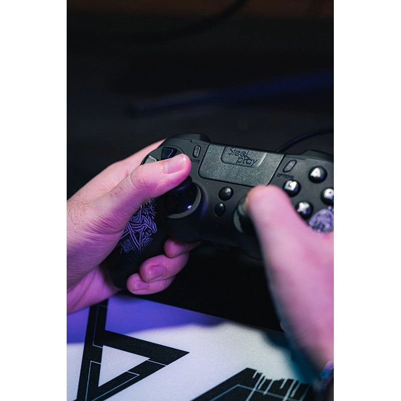 Metaltech - Black PlayStation 4