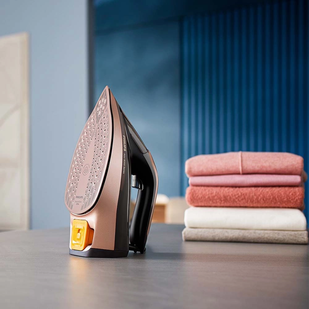 Azur 8000 Series Steam Iron - 3000W 260 g Turbo Steam Boost