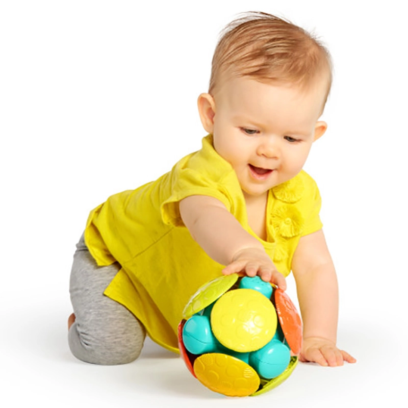 Wobble Bobble Crawl & Chase Ball - 3 months