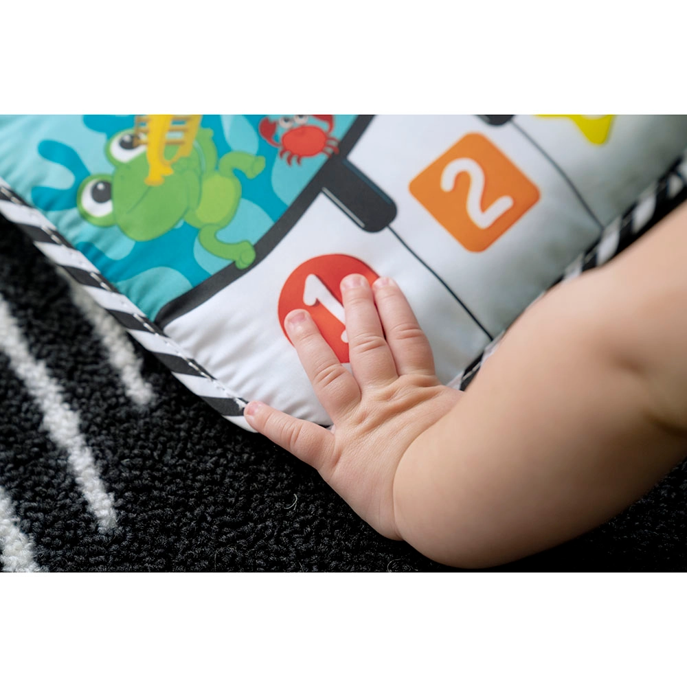 Neptunes Kick & Explore - 6 months