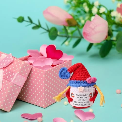 Positive Gnome - yarn