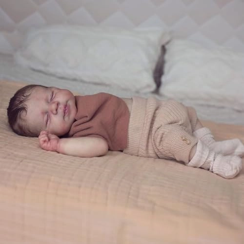 Reborn Baby Doll - 18 Inches 48 cm Silicone Baby Boy Ages 3+