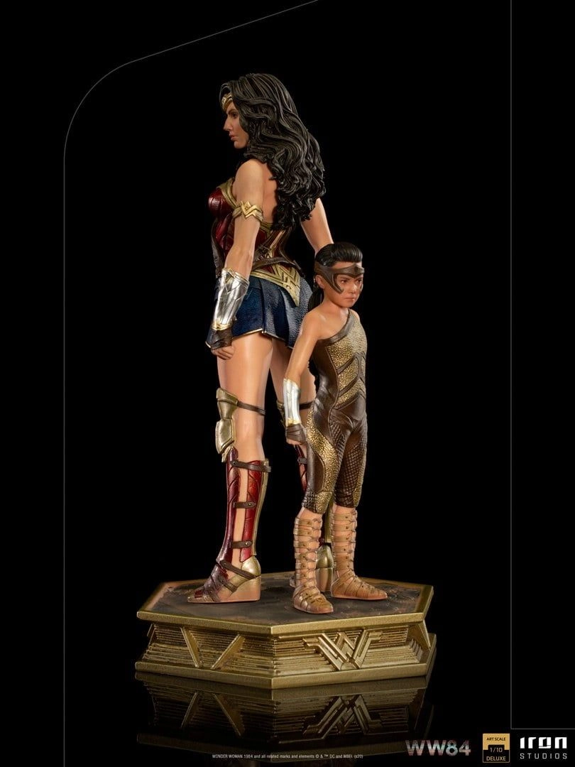 Wonder Woman & Young Diana - WW84
