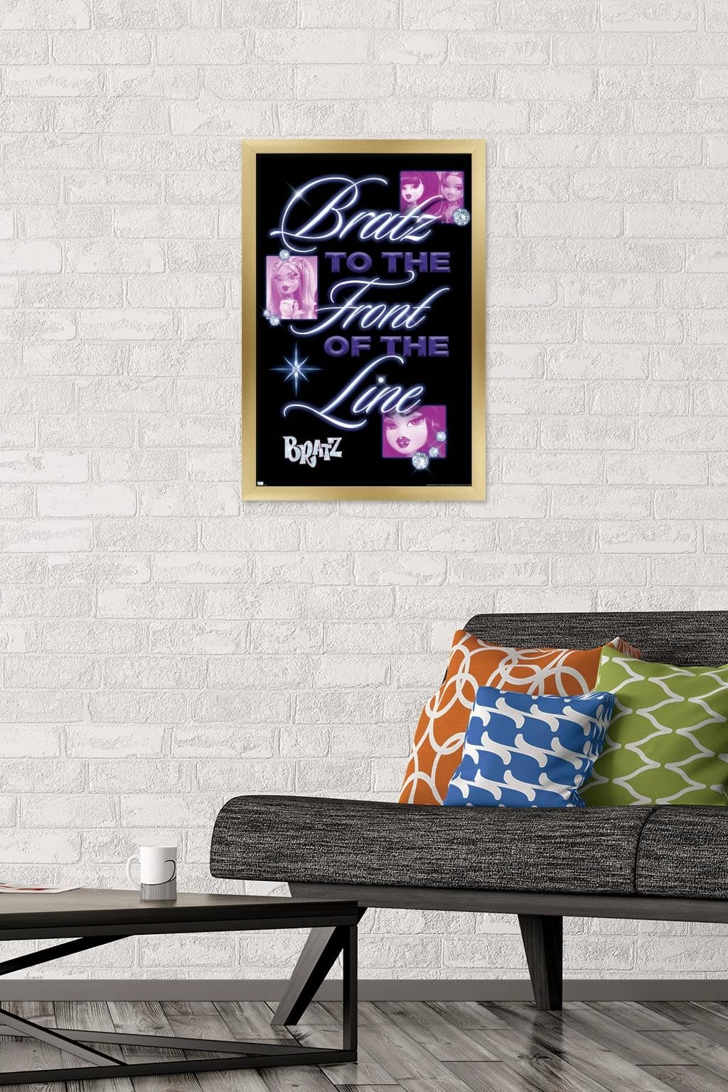 Bratz: Girls Nite Out - Front Of The Line Wall Poster - Paper 22.4\"L x 14.7\"W