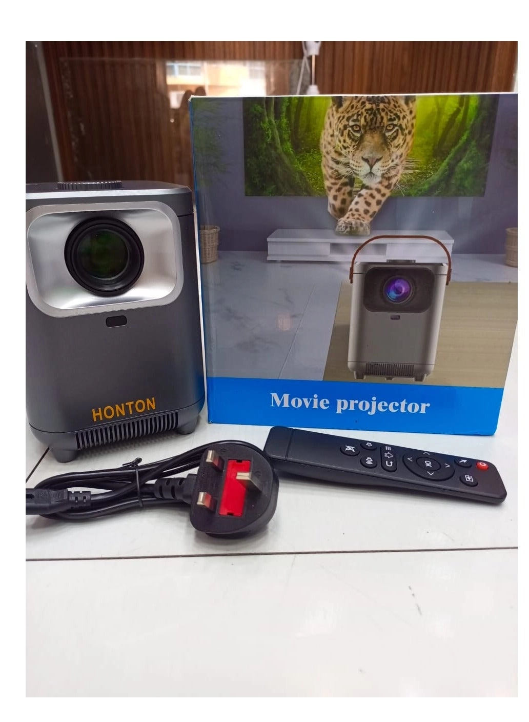 Hontao Projector 1280 720P