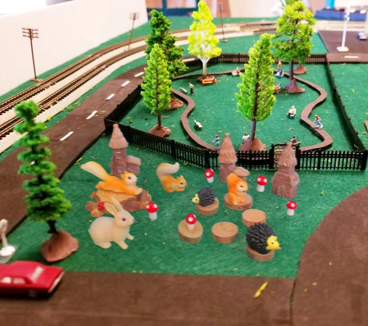 Animal Trees - 42pcs Ho Scale