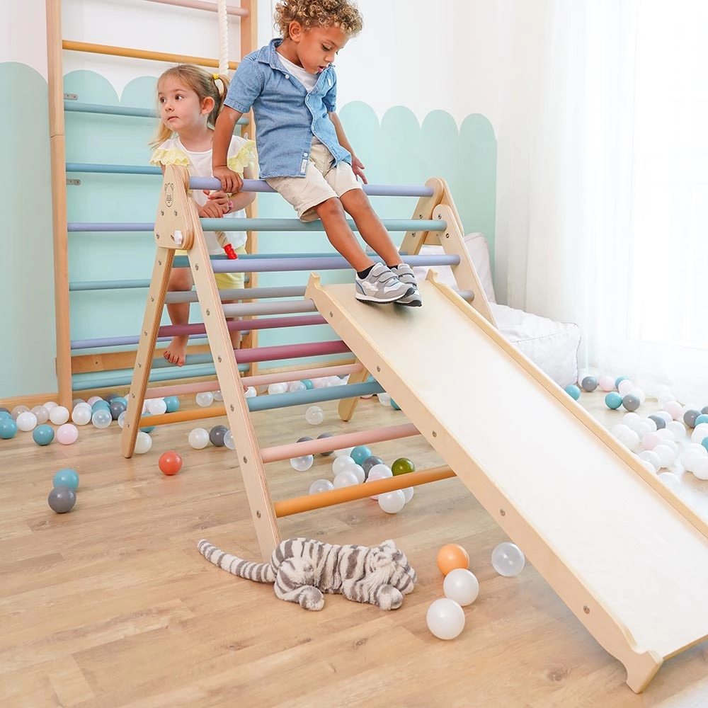 Pikler Triangle - Foldable Natural 80 x 90 x 102 cm + Reversible Ramp - 116 x 41 cm