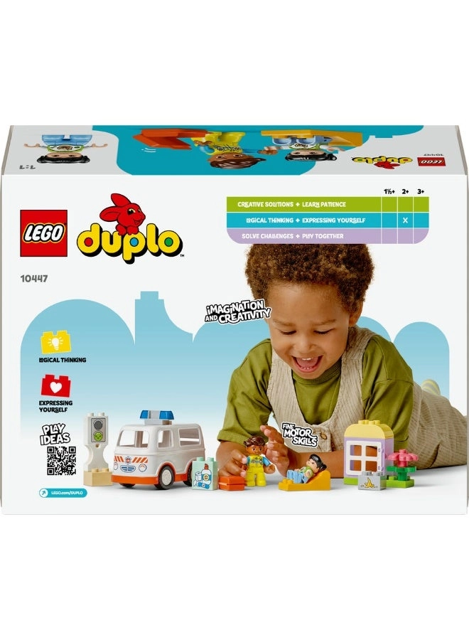 DUPLO Ambulance & Driver (10447) - Vehicle