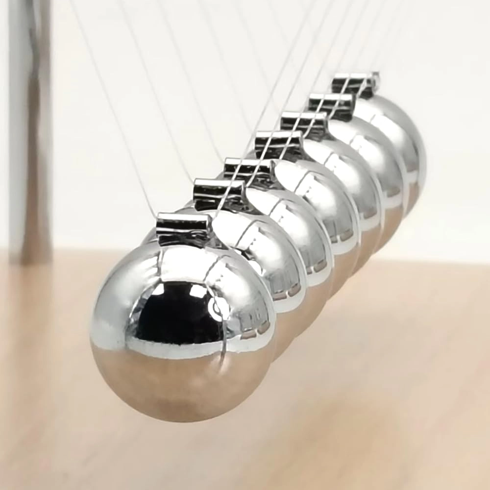 Newtons Cradle Physics - 7 pieces