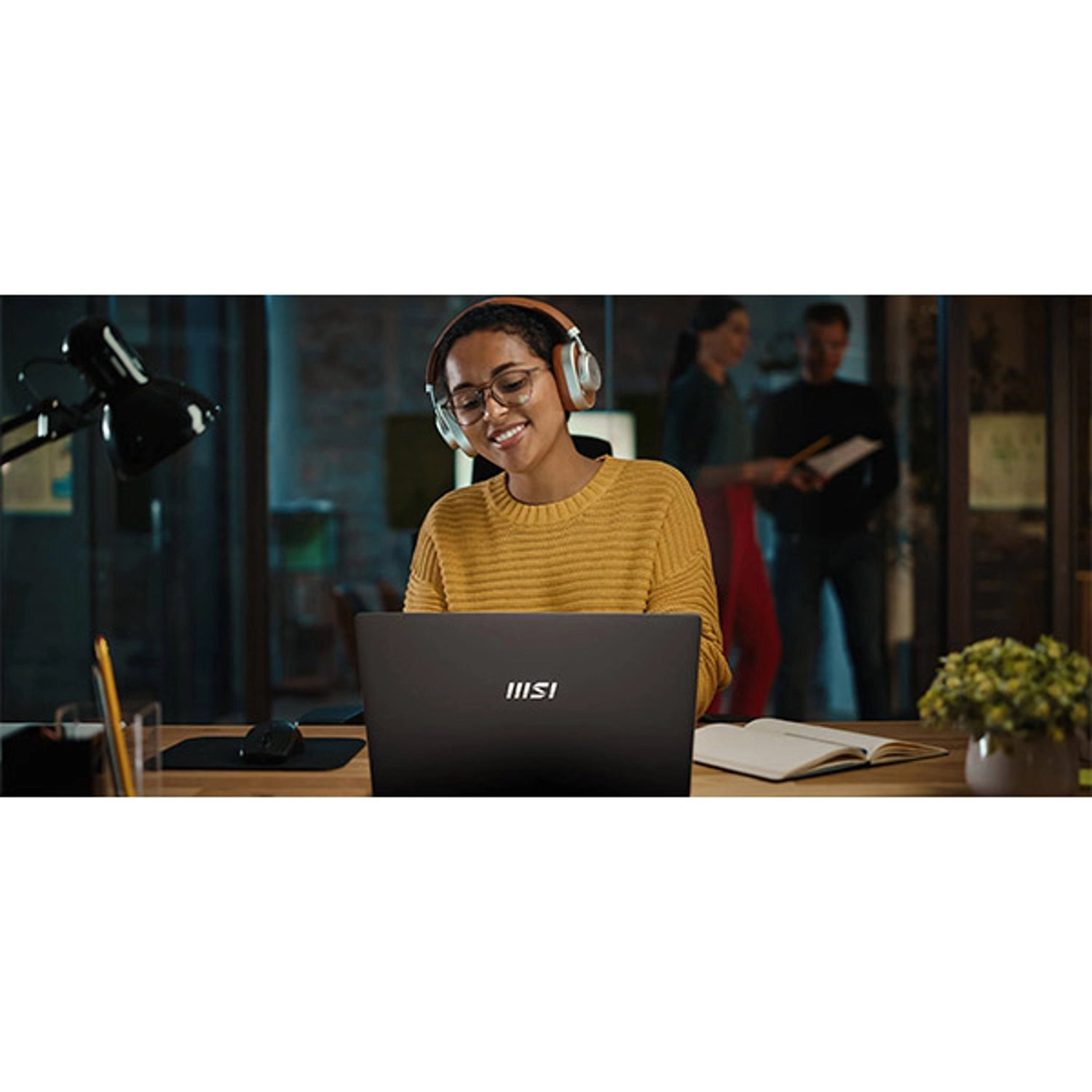 Modern 15 MODERN15-9S7-15H112-852 - 15.6'' Core i7-1255U 16GB 512GB SSD