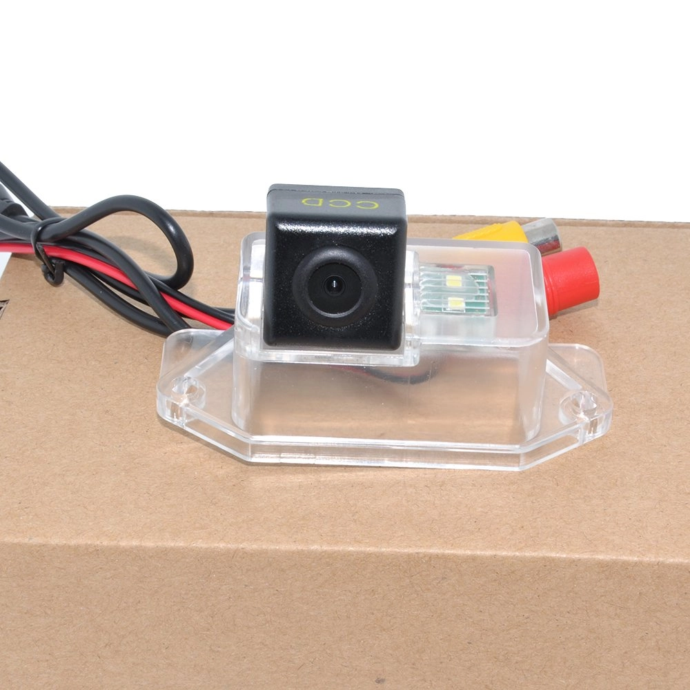 Car Rearview Camera - 728 x 512 pixels