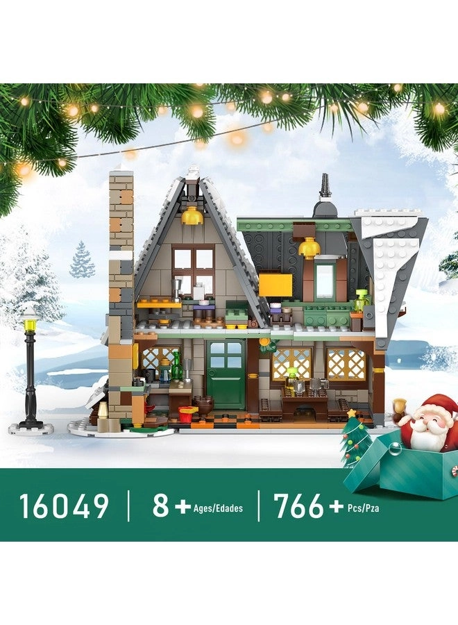Christmas Cottage (16049)