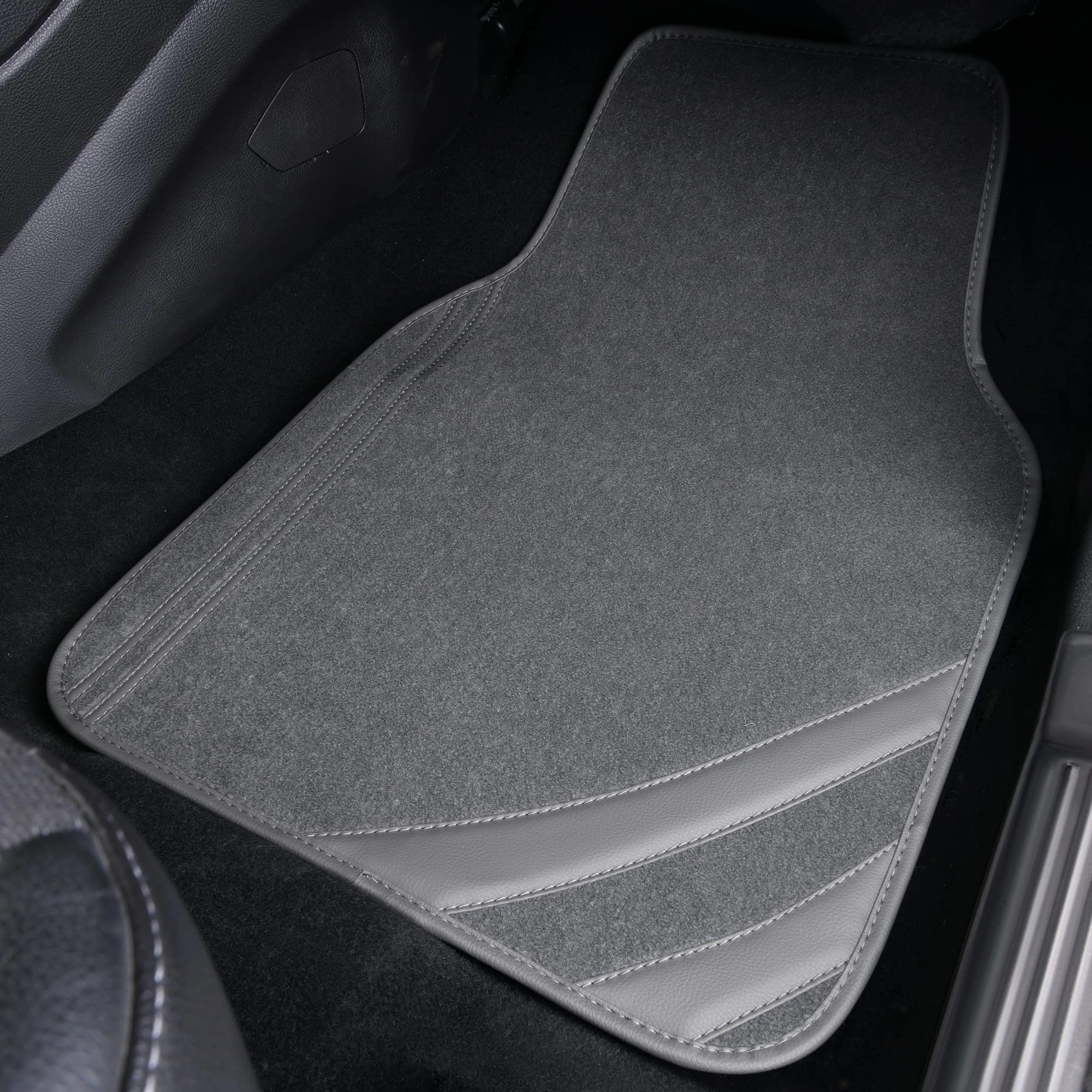 Faux Leather Car Mats - Blue Edge Universal Fit