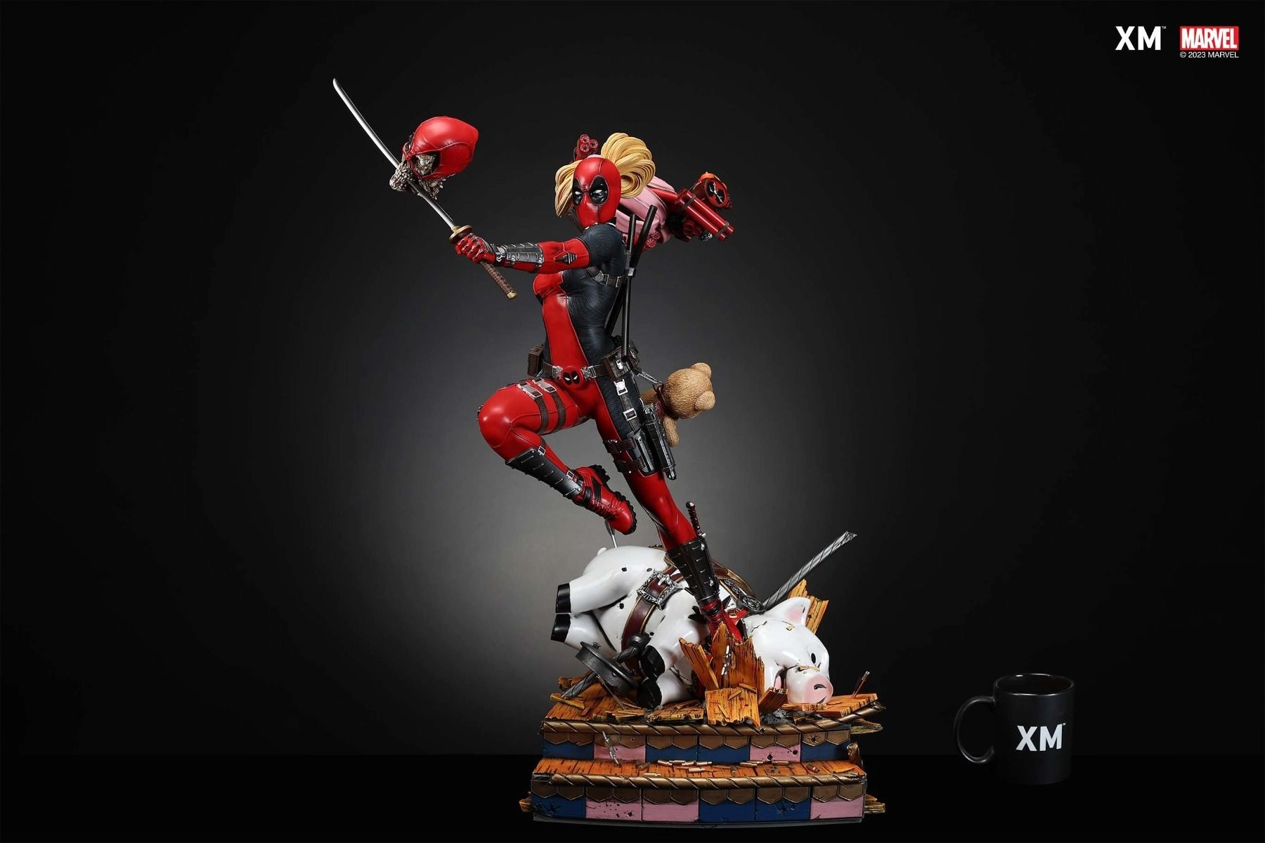 Lady Deadpool - 1/4 Scale Polystone Statue