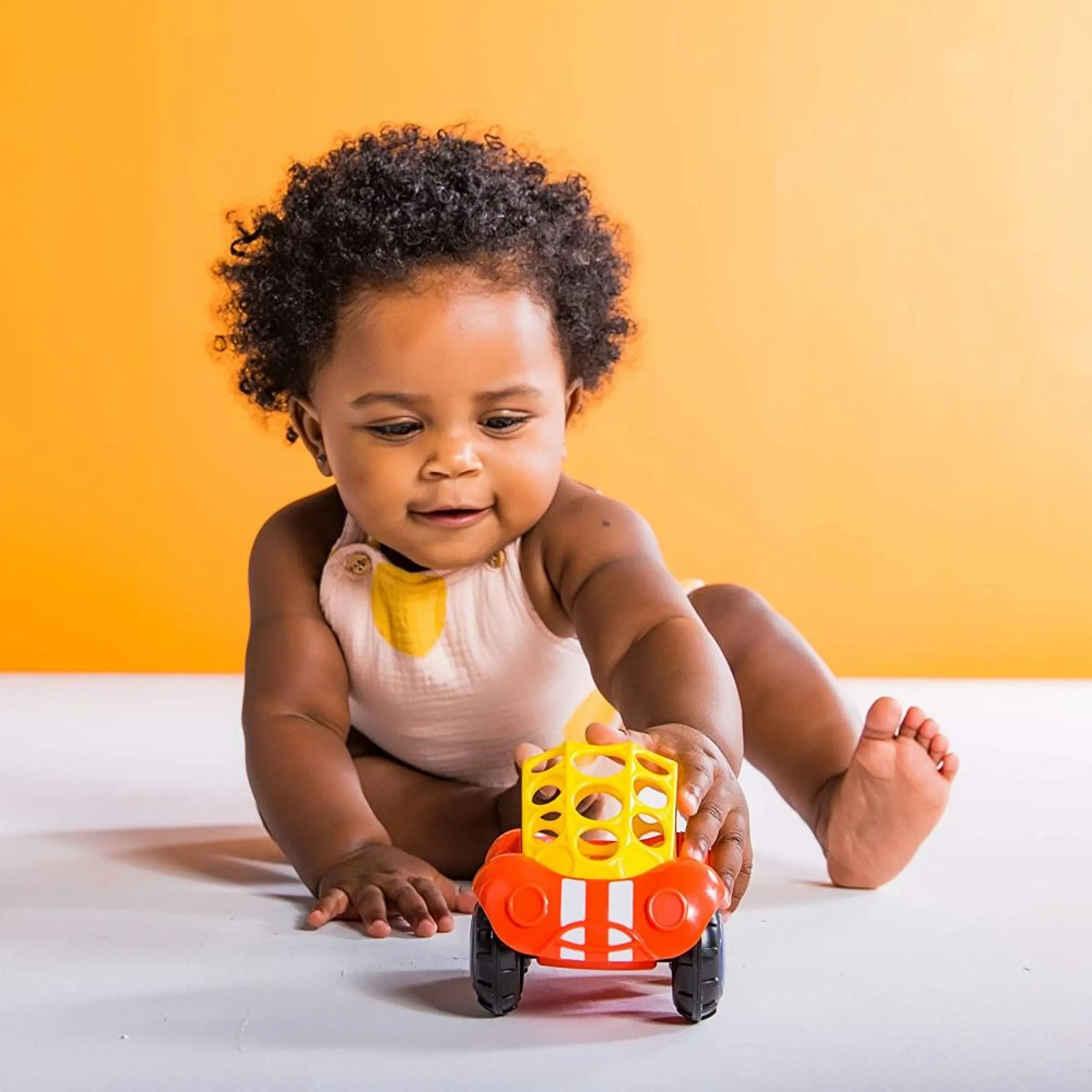 Rattle & Roll Toy - 3 months Oball material 1pc