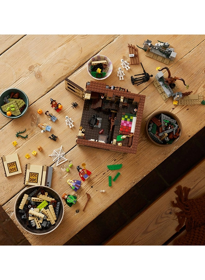 Disney Hocus Pocus: The Sanderson Sisters' Cottage (21341)