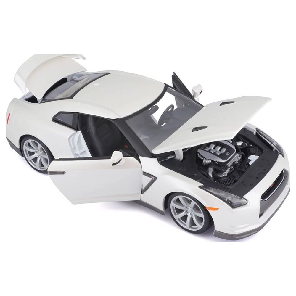 Bburago NissanGT-R - 1:18