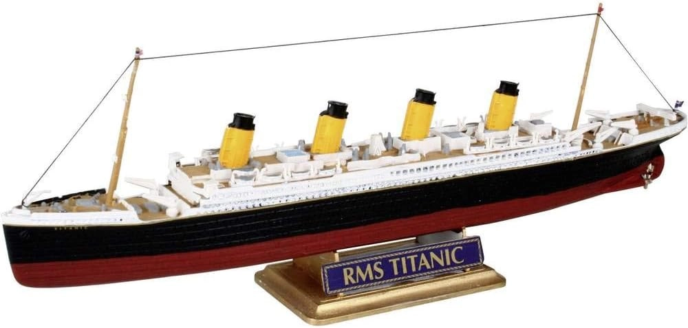 Revell R.M.S. Titanic Model Kit (RV05804) - 1:1200