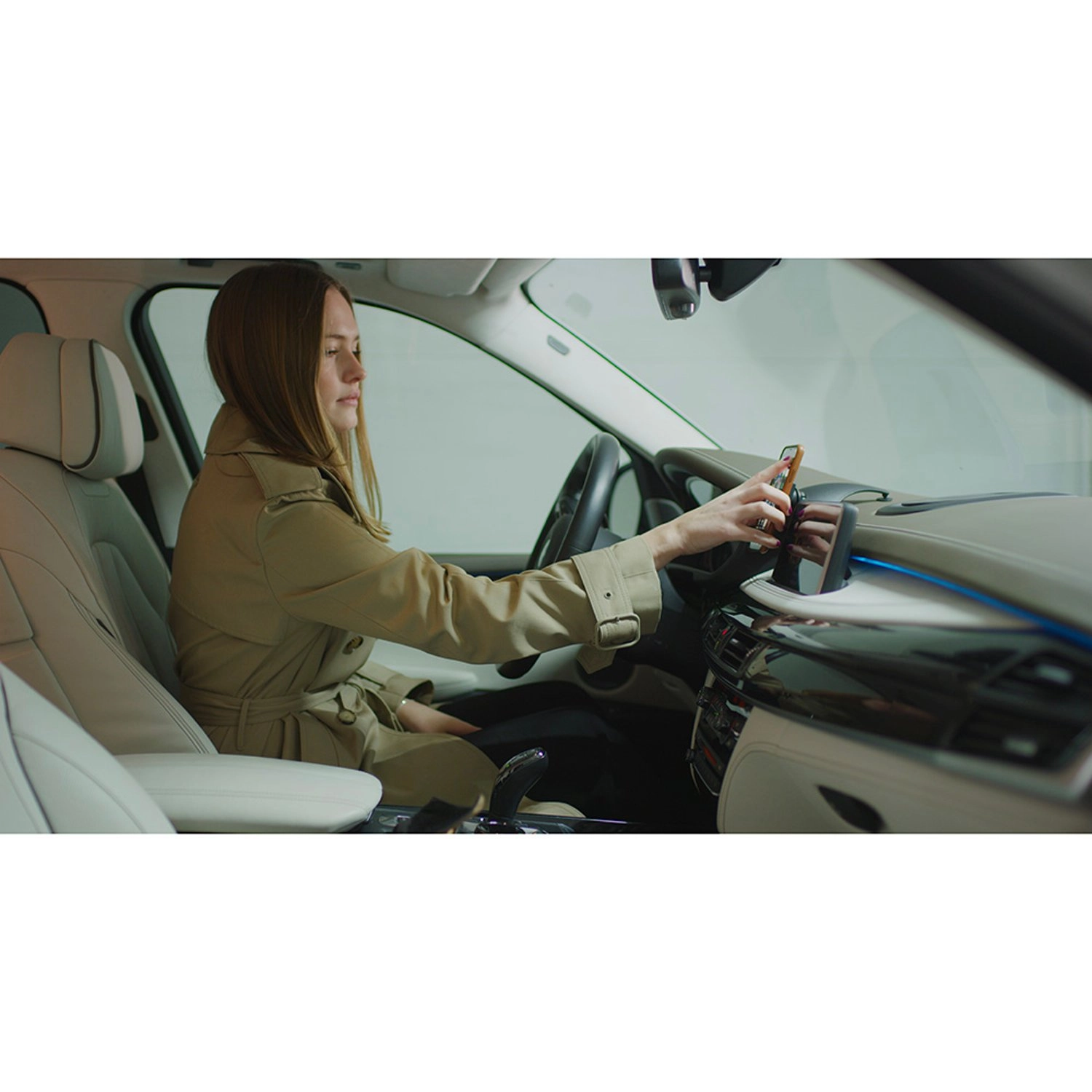 Magnetic Dashboard Mobile Holder