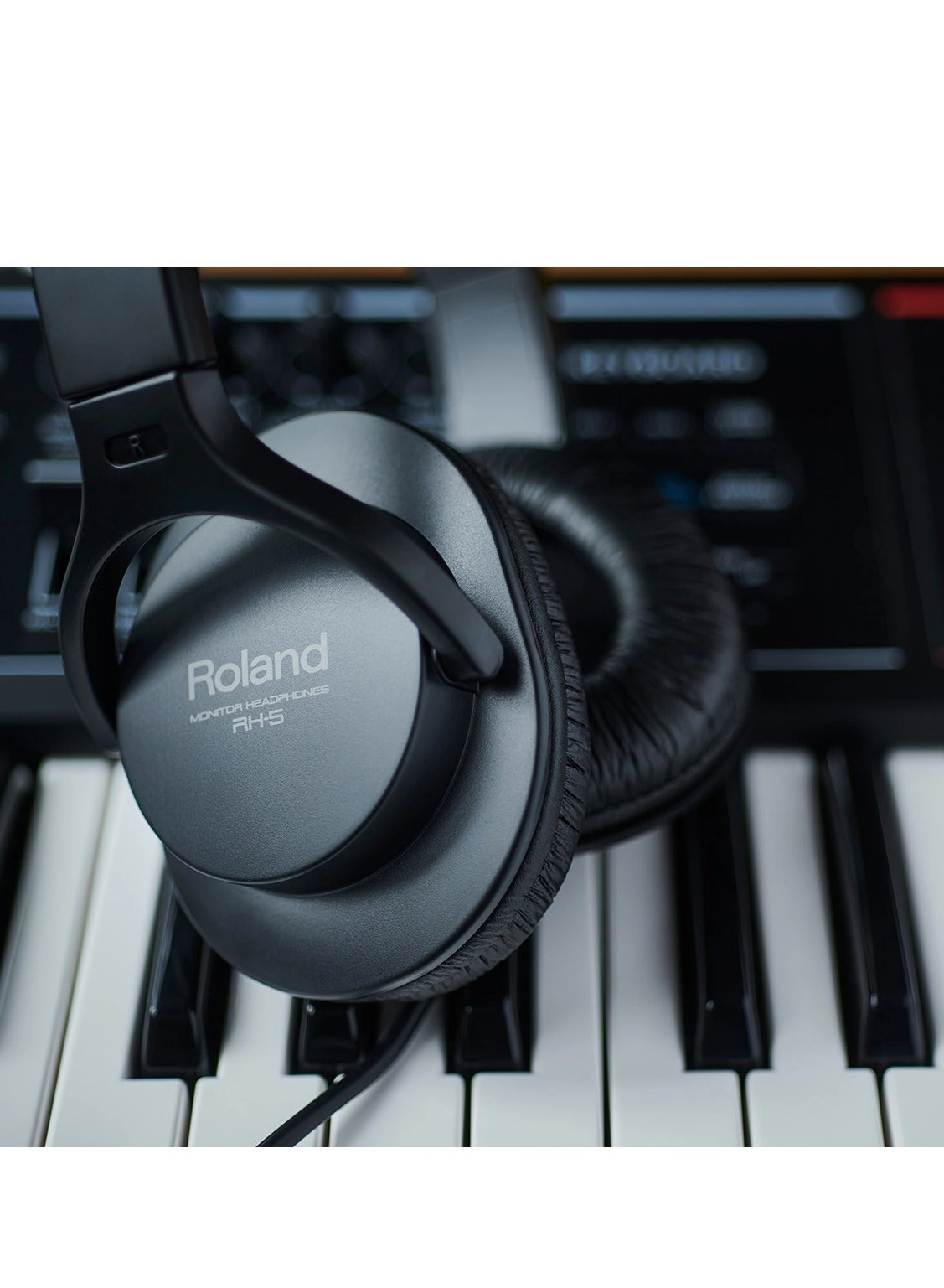 RH-5 Wired Headphone