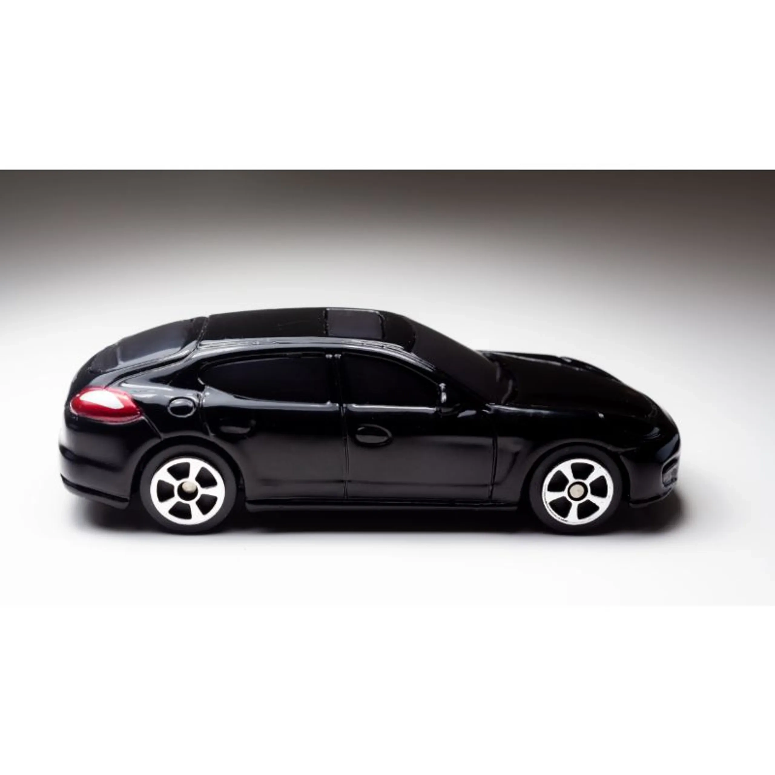 Porsche Panamera Turbo - 3 inch Diecast
