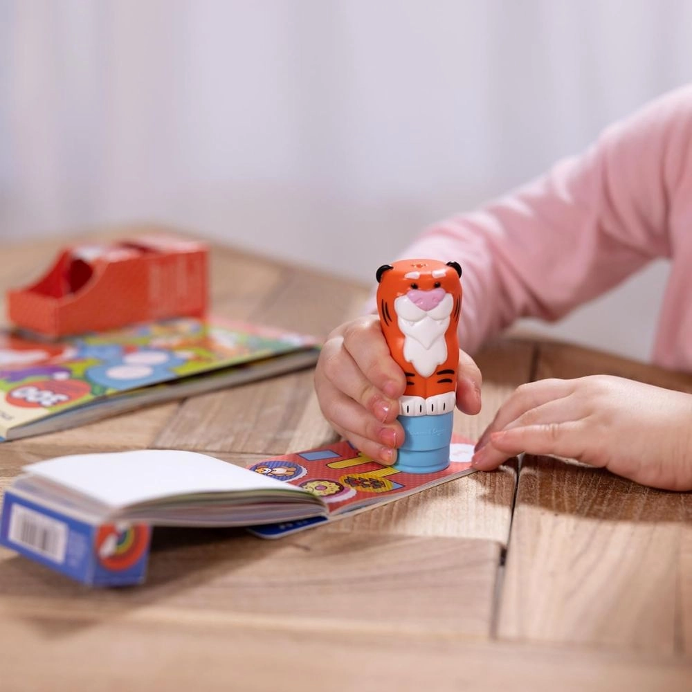 Sticker Wow! Stamper - Tiger + Mini Activity Pad - 24 pages