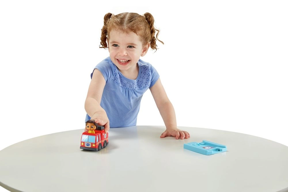 Cocomelon Go! Go! Smart Wheels Nina’s Fire Truck & Track - Fire Sounds & Songs