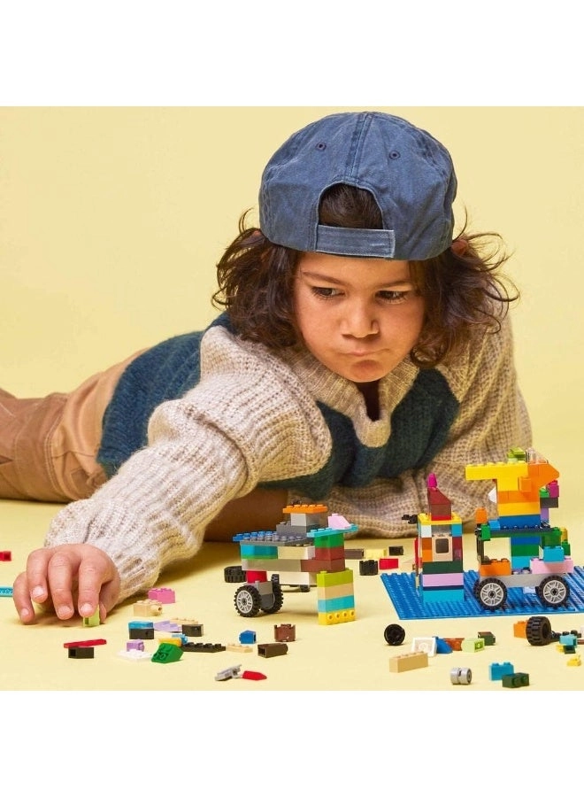 Classic Blue Baseplate (11025) - 32x32-stud