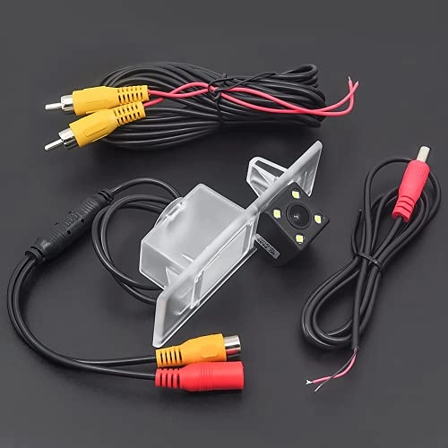 Rear View Reverse Backup Tracks Camera - 728 x 512