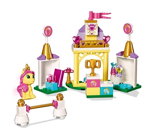 Petite's Royal Stable (41144) - Movie