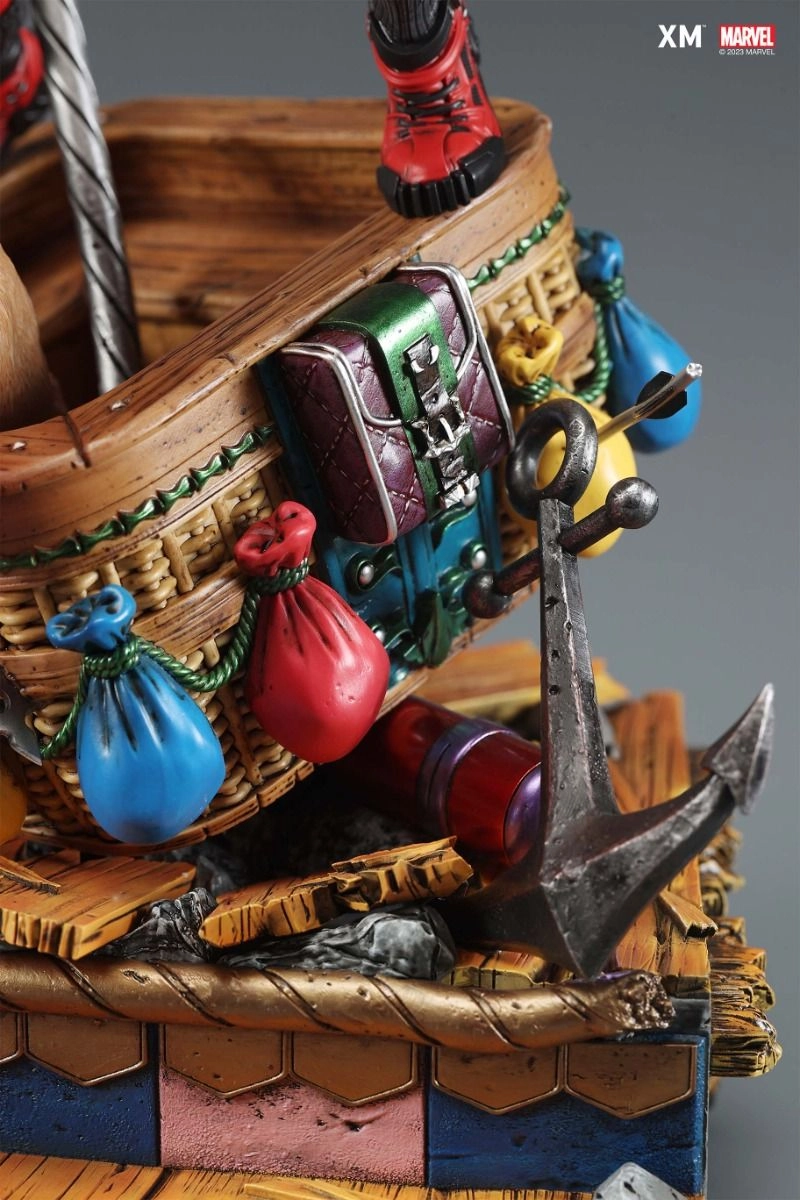 Kidpool and Dogpool Statue