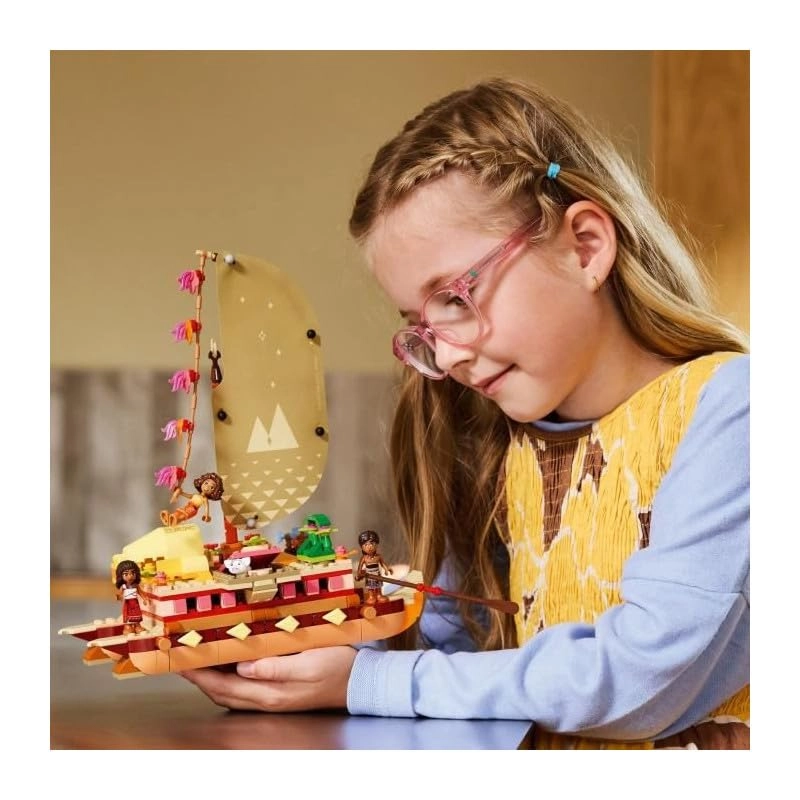 Disney Moana’s Adventure Canoe (43270) - 6+ Years