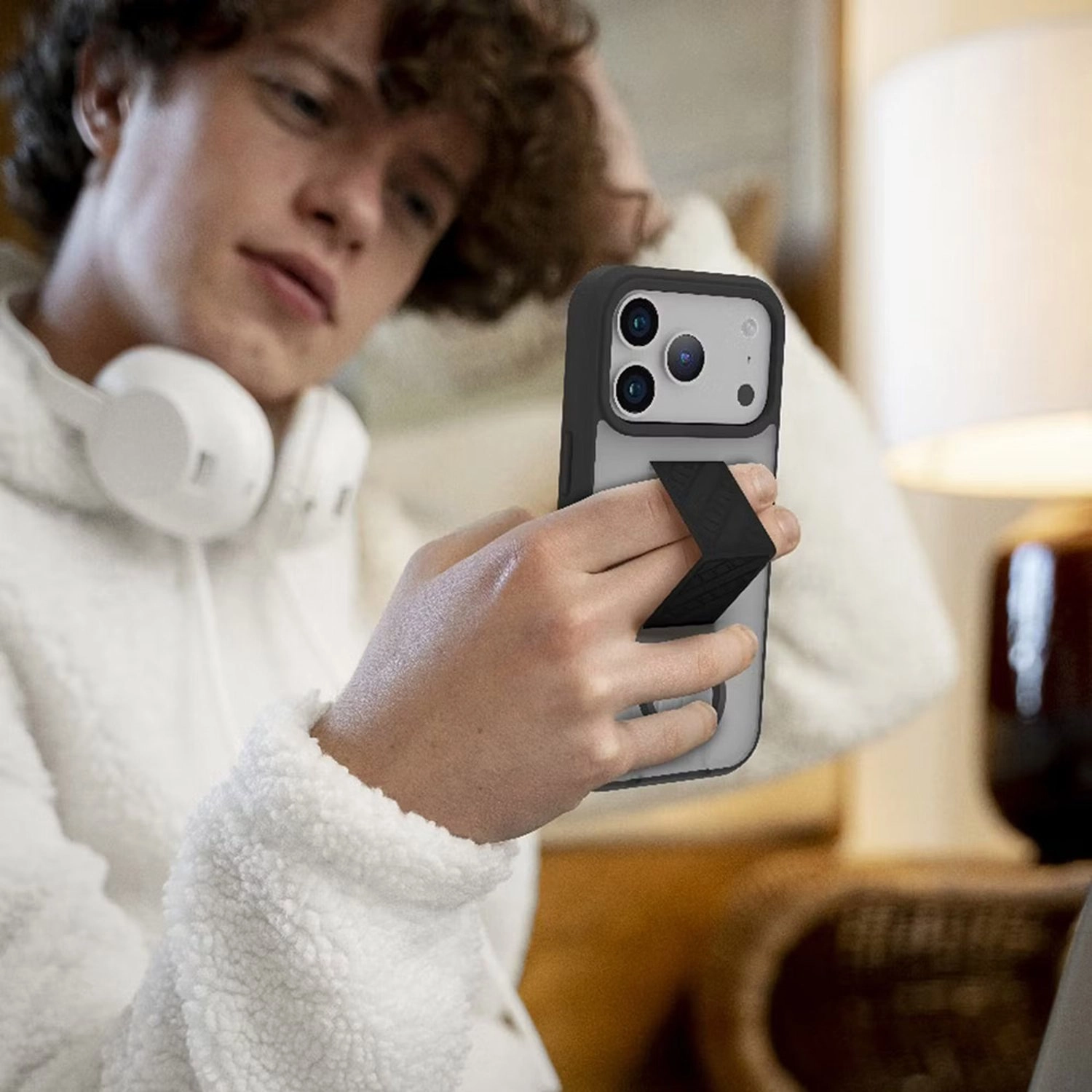 Morphix GripStand Case for iPhone 17 Pro Max