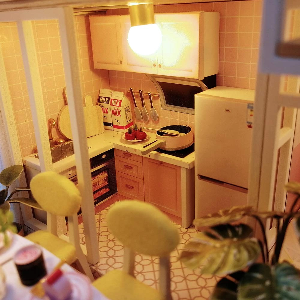 DIY Miniature Dollhouse Kit - Tiny House 1:24