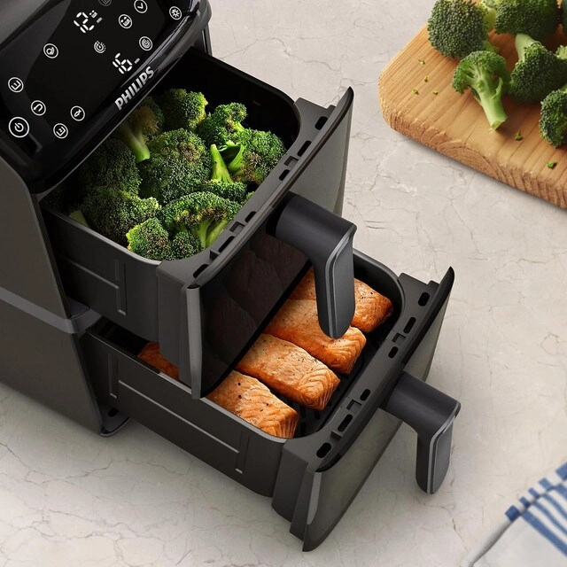 Stacked Dual Basket Airfryer NA460/09