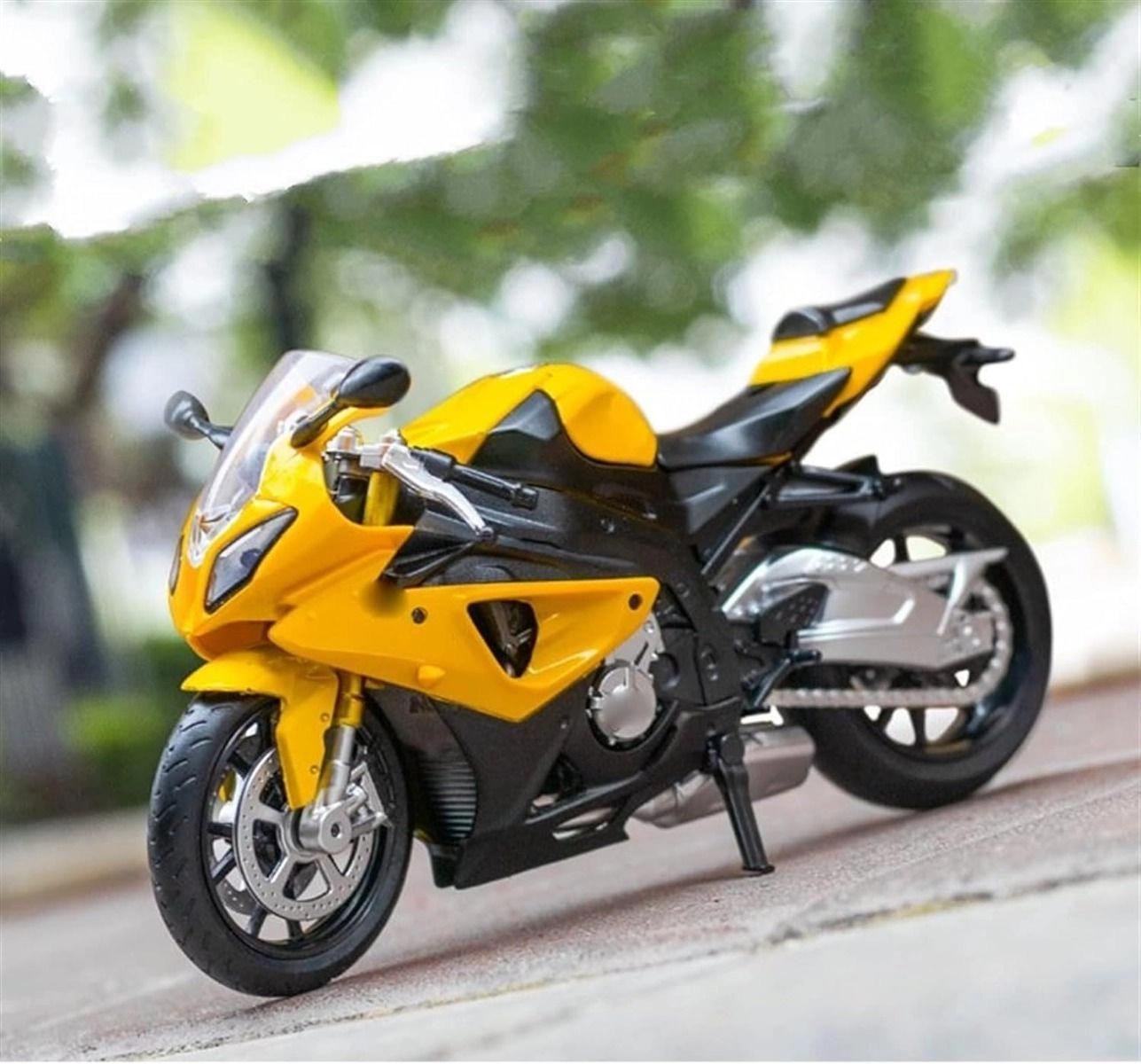 S1000Rr - BMW 1:12 Yellow