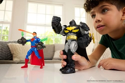 Batman - DC Universe - DC Mech Suit Batman Action Figure - 4 piece(s)