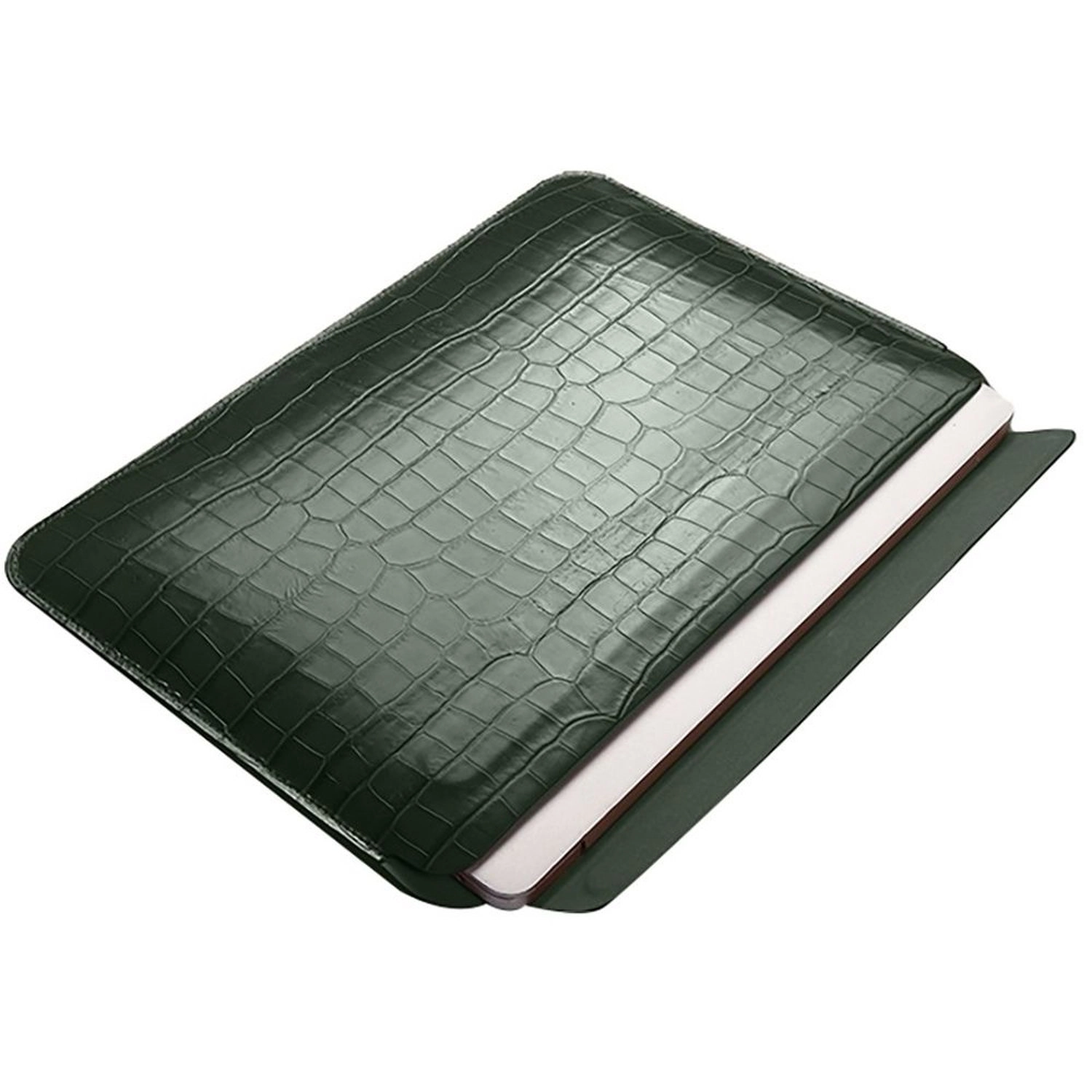 Skin Croco Sleeve for MacBook 16.2-Inch