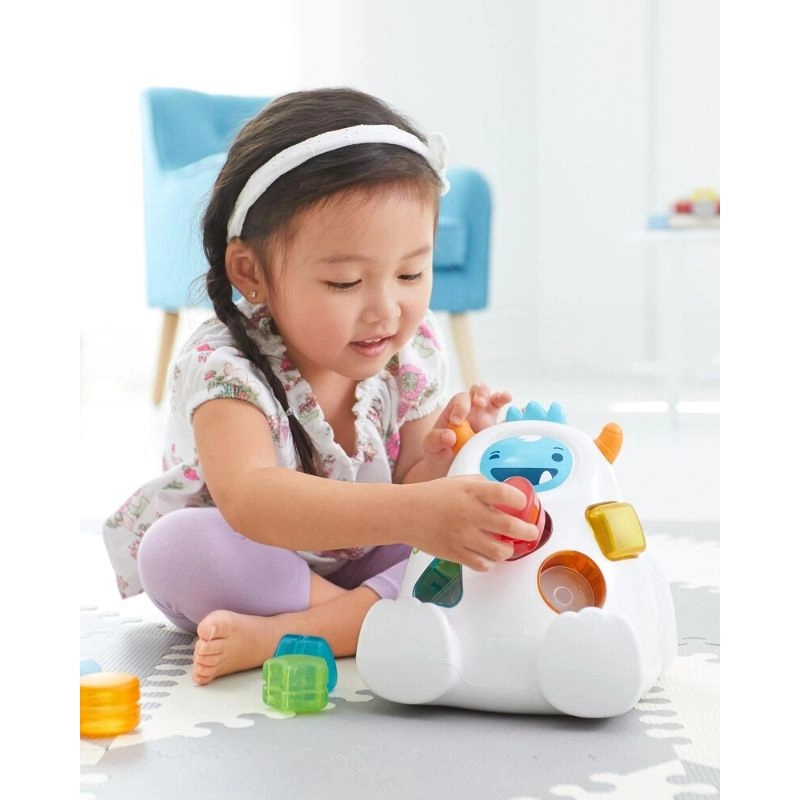 Explore & More Sort & Spin Yeti - Suitable for 2 to 7 years