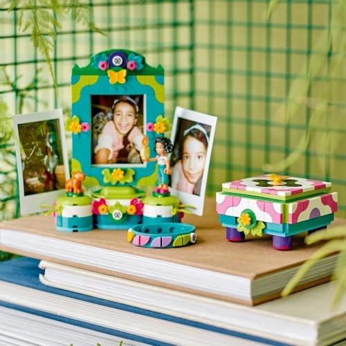 Disney Encanto Mirabel’s Photo Frame and Jewellery Box (43239)