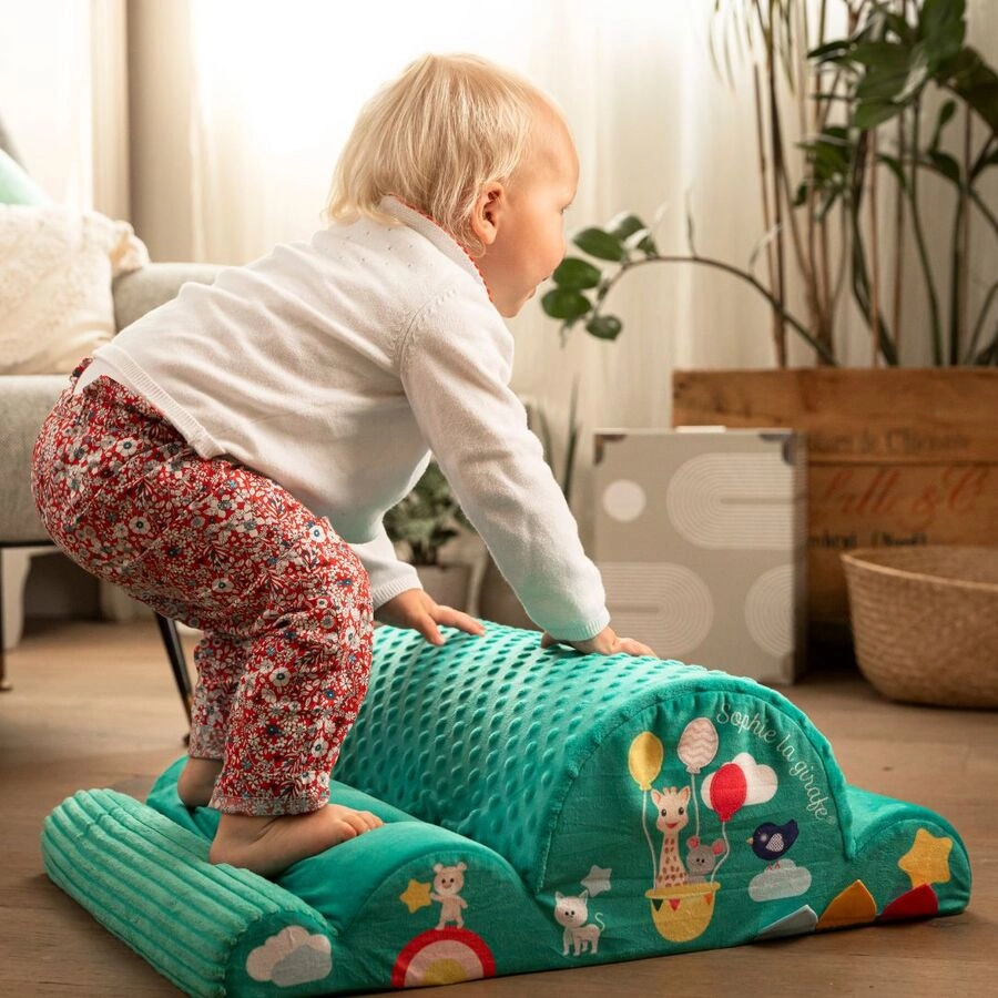 Fresh Touch Motor Skills Cloud - 6 months+