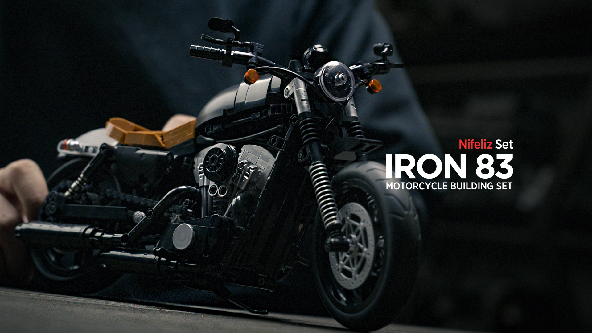 IRON 83 - 827 PCS Motorcycle Model