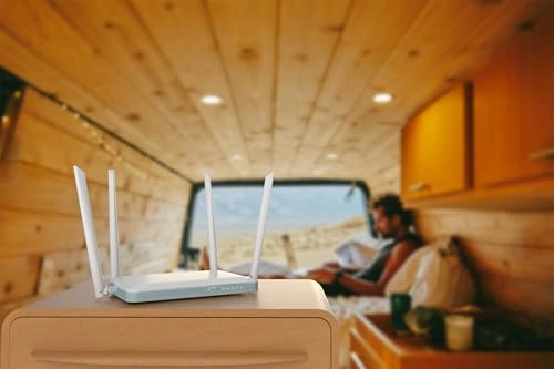 EAGLE PRO AI N300 - 4G 802.11b, 802.11g, 802.11n 150Mbps